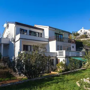 Apartment Karen, Krk Town